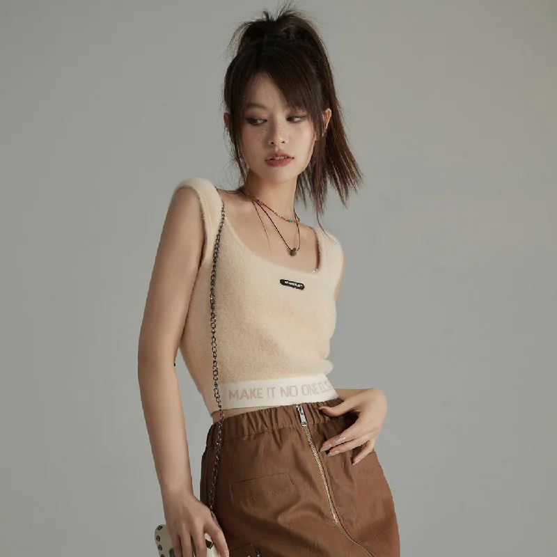 Lettering Soft Fluffly Sleeveless Crop Top